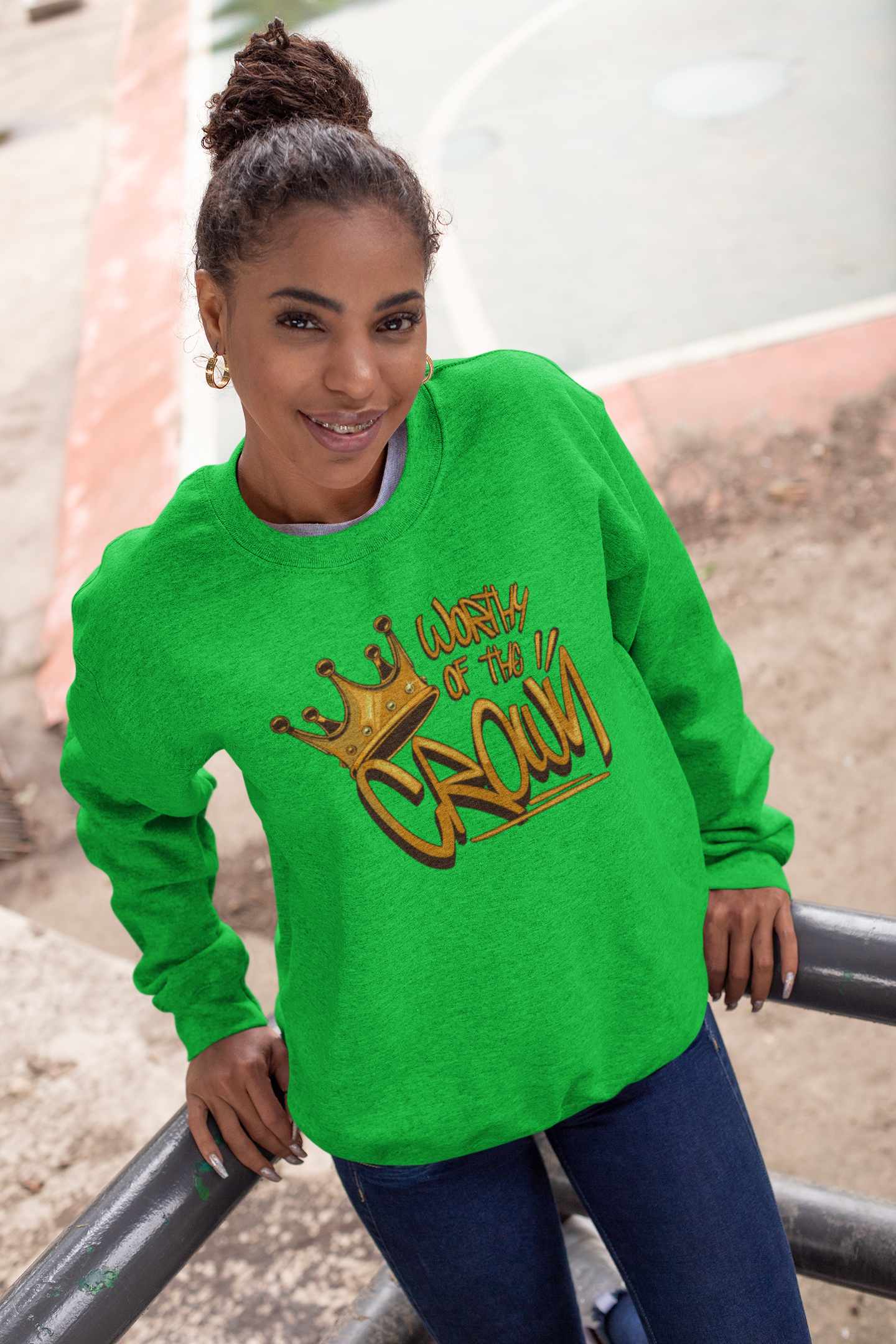 Kelly green mockup female